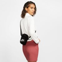 NIKE Heritage Small Umhängetasche schwarz